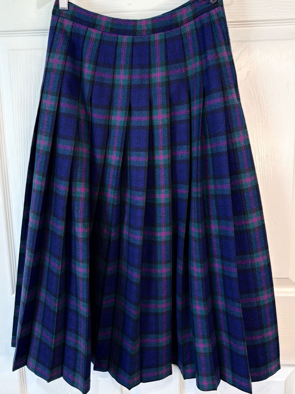 Vintage 70s Pendleton Baird Tartan Pleated 100% Virgin Wool Skirt, size 8 - Picture 1 of 4